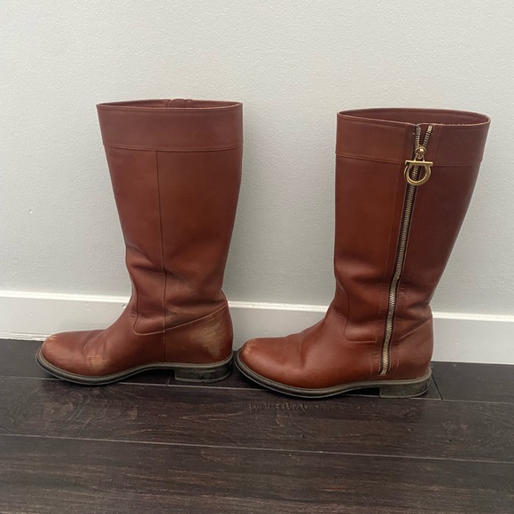 SALVATORE FERRAGAMO boots - Picture 3 of 5